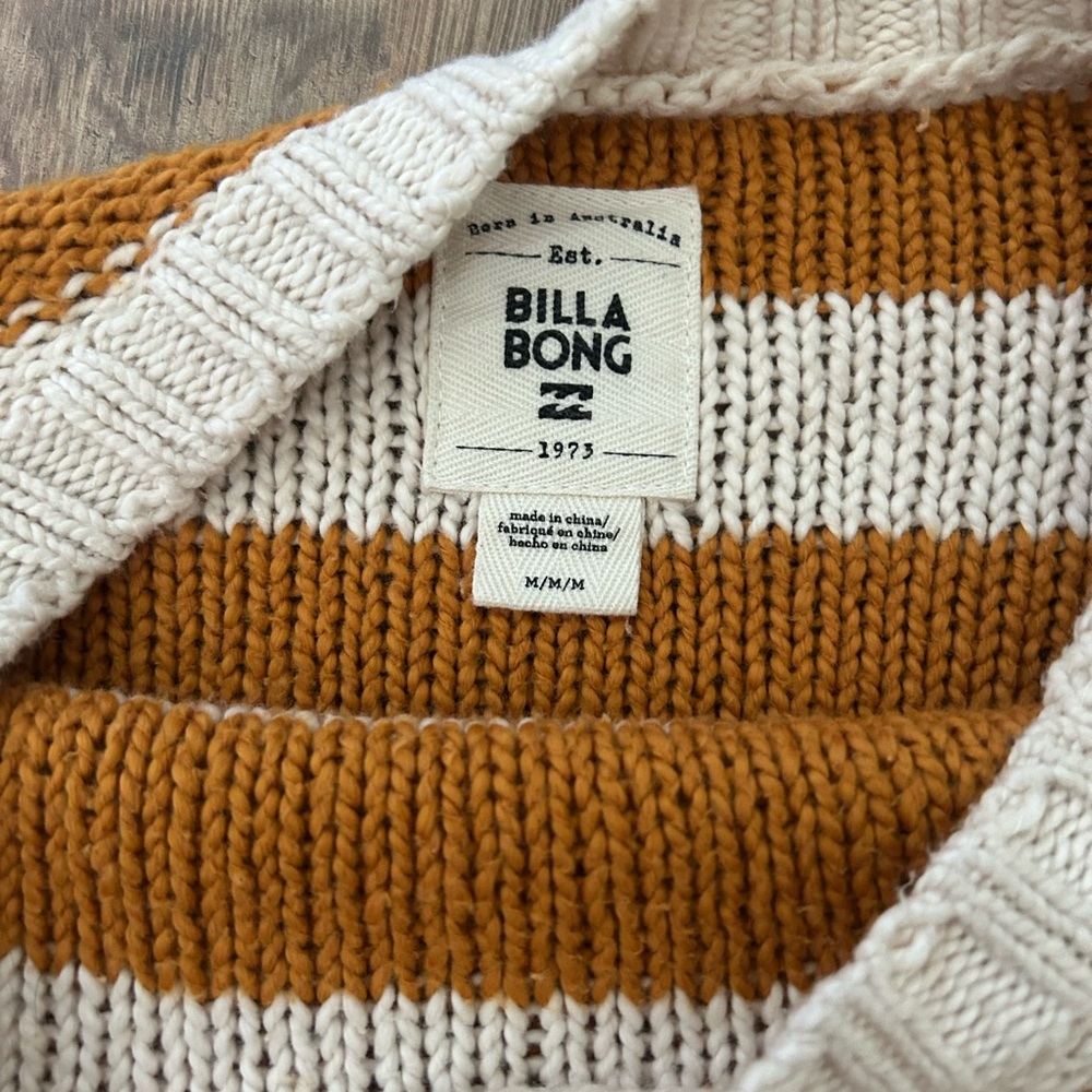 Billabong Women's Burnt Orange and Cream Striped Sweater - Picture 3 of 5